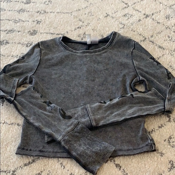 Dark grey top - Picture 1 of 1